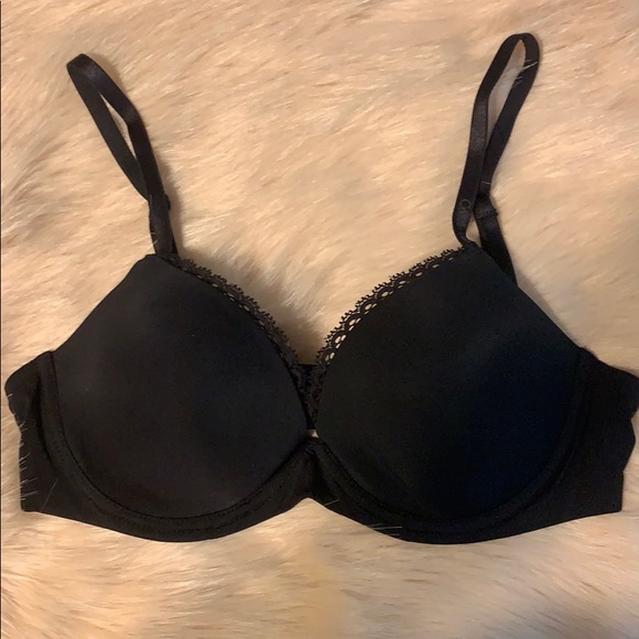 Calvin Klein | Intimates & Sleepwear | Calvin Klein 34c Black Bra | Poshmark